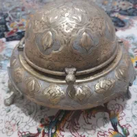 خاویار خوری