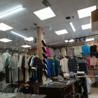 فروشنده پوشاک