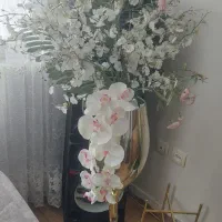 گل و گلدان