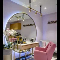 سالن زیبایی  تخفیف ویژه عروس و همراهی