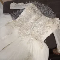 لباس عروس در حد نونو مدروزتا سایز ۴۸