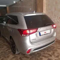 میتسوبیشی اوتلندر پلاگین هیبرید (PHEV) 2018