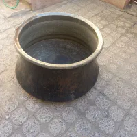 دیگ مسی بزرگ