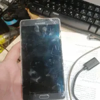 سامسونگ Galaxy Note 4 با حافظهٔ ۳۲ گیگابایت