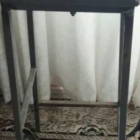 چهارپایه اهنی