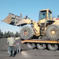 راننده لودر هستم با گواهینامه ویژه