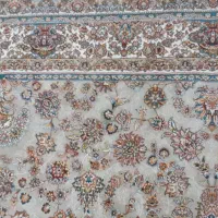 خواهان کناره به این رنگ فرش