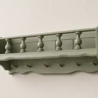 شلف  تمام چوب دیوار کوب