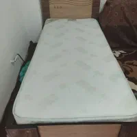 تخت و خوش خواب یک نفره