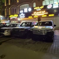 کار فروشنده و خدماتی
