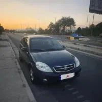 لیفان ۵۲۰i