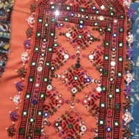 آینه میدوزم  و کریشی انجام میدم