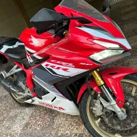 Cbr 250RR sp|موتورسیکلت|شیراز, شاهچراغ|دیوار