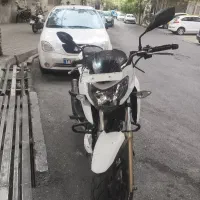 آپاچی 200