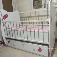 تخت نوزاد کیتی برند ساحل چوب گهواره شو