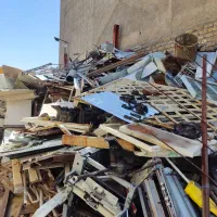 ضایعات آهن  آلومینیوم مس برنج لاک و کارتن