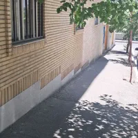 زوج سرایدار در مجتمع آموزشی همراه با مسکن