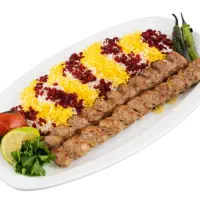 نیازمند اشپزاقا و کمک اشپز خانوم