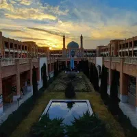 پاخورزیاد-پرتردد-تجاری-نقـش-جـهان-ایرانیـ-اسلامـی
