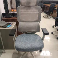 صندلی ارگونومیک اداری