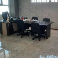 میز و صندلی دفتر اداری دست دوم، مناسب شروع کار