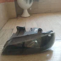 چراغ جلوی پرشیا کاملا سالم سمت راننده و سایر لوازم