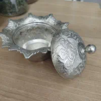 قندان
