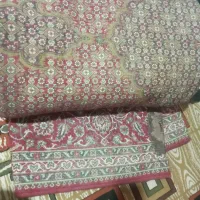 فرش مدل ماهی قرمز رنگ