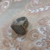 ا ن گ ش ت ر