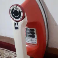 اتو قدیمی لباس