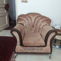 مبل هفت نفره و میز عسلی