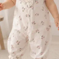 پتوی نو زاد کاملا نو و لباس بچه
