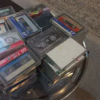 نوار کاست قدیمی نوستالژی