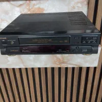 یکدستگاه ویدئو و یکدستگاه سینما خانگی(DVD)