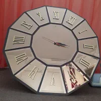 ساعت دیواری آینه ای