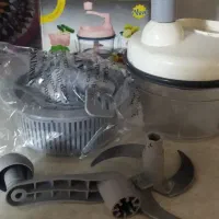 خردکن و غذاساز دستی