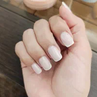 تخفیف پنجاه درصدی عیدانه خدمات ناخن