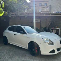 آلفارمئو جولیتا
