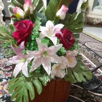 گل و گلدان