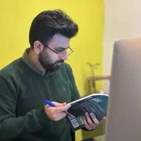 انگلیسی رو اصولی یاد بگیر