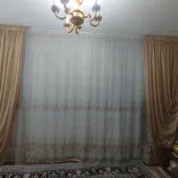 ۱عددوالان قهوه‌ای رنگ۱تومن(پرده حریر۴متری ۱تومن)