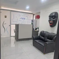 منشی و مدیر داخلی کلینیک زیبایی