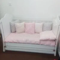 تخت نوزاد