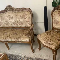 بک مبل سه نفره+دو میزبان+چهار تک نفره