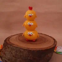 روداشبردی و چسبونک خمیری دستساز مدل جوجه سه تایی