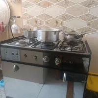 گاز طرح فر کار کرده تمیز و سالم