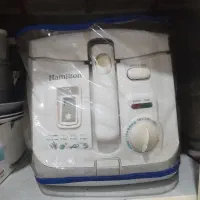 سرخ کن  مارک همیلتون نونو فقط جعبه  نداره