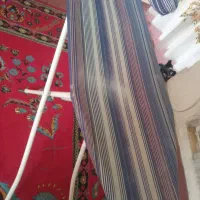 میزاتوایستاده