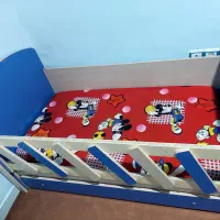 تخت وکمدکودک