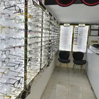 عینک‌ طبی ، آفتابی ، لنز و تعمیرات با بهترین قیمت